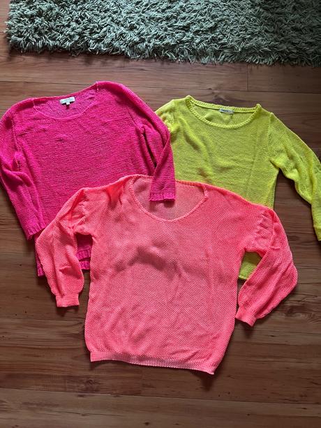 Neón svetrik, reserved,s