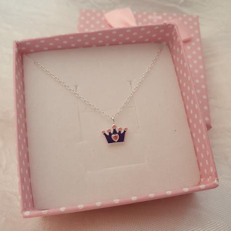 Strieborný náhrdelník korunka,