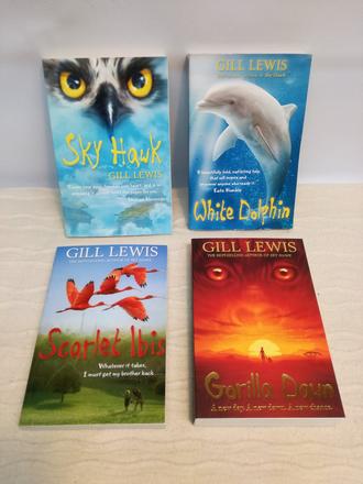 Gill lewis animal collection in english nsp21, 