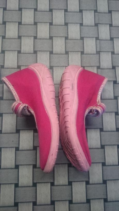 Dievčenské balerínky, 27