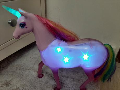 Barbie kúzelný jednorožec dreamtopia, 