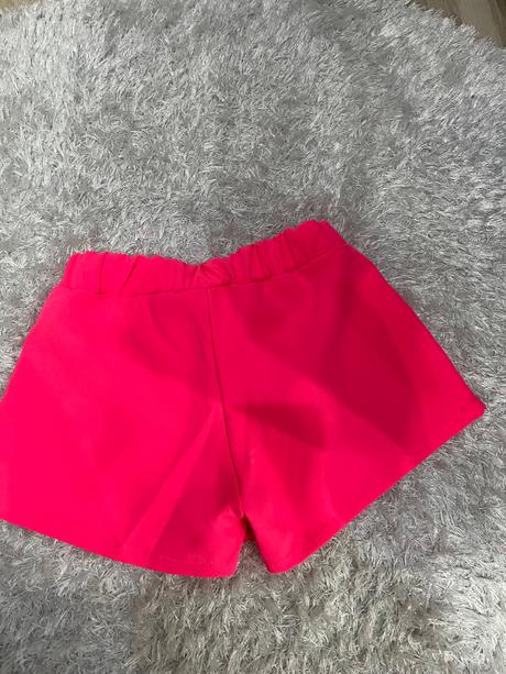 Sukňo kraťasy, 122