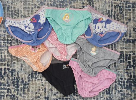 Nohavičky č.146-152, 146