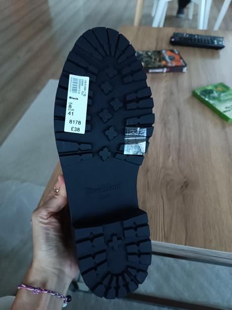 Poltopánky espiratky, river island,41