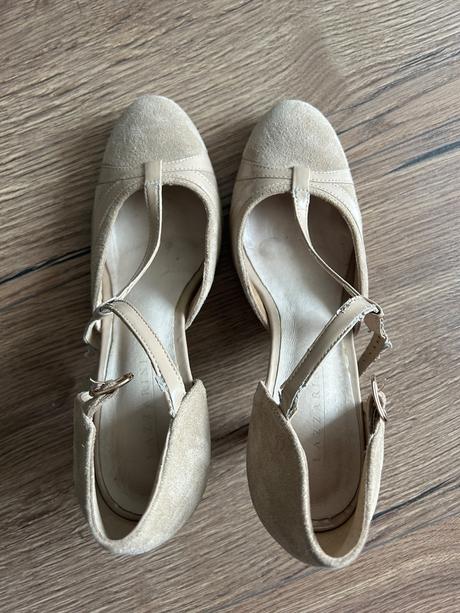 Lazzarini bežové lodičky, 39