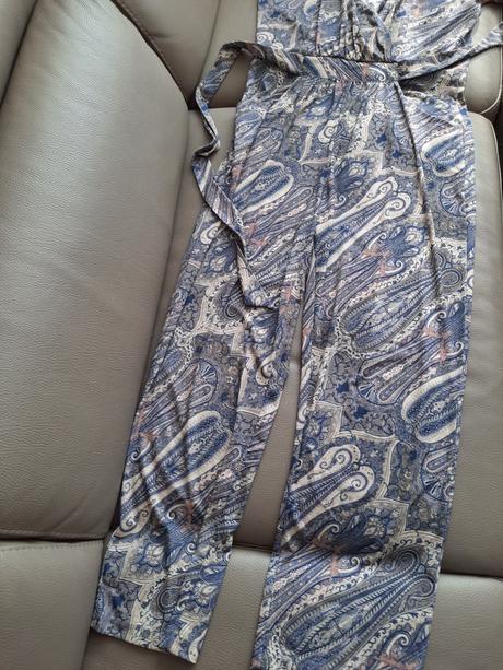 Farebný letný overal, l