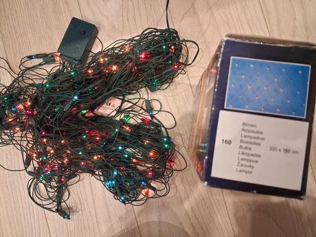 Svetelná reťaz na okno - ako záclona, 