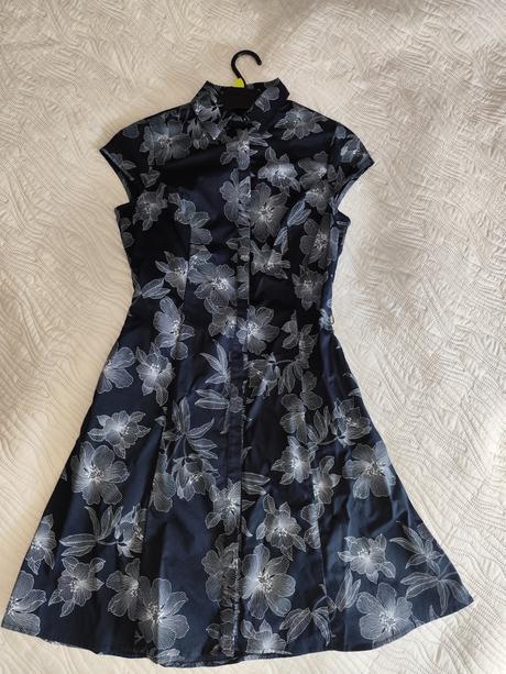 Tmavomodré šaty, orsay,34