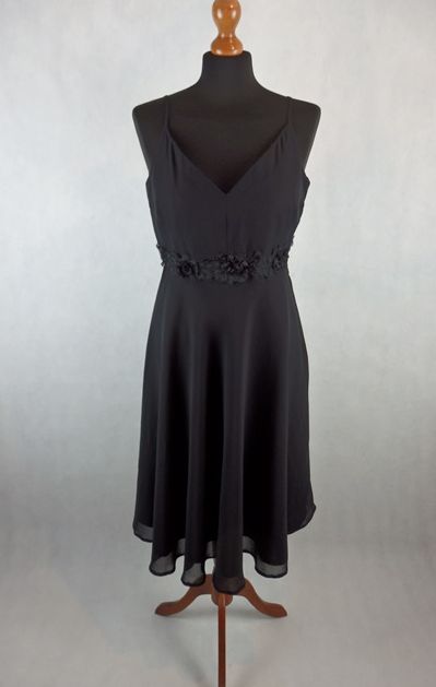 Swing čierne elegantné šaty, 40