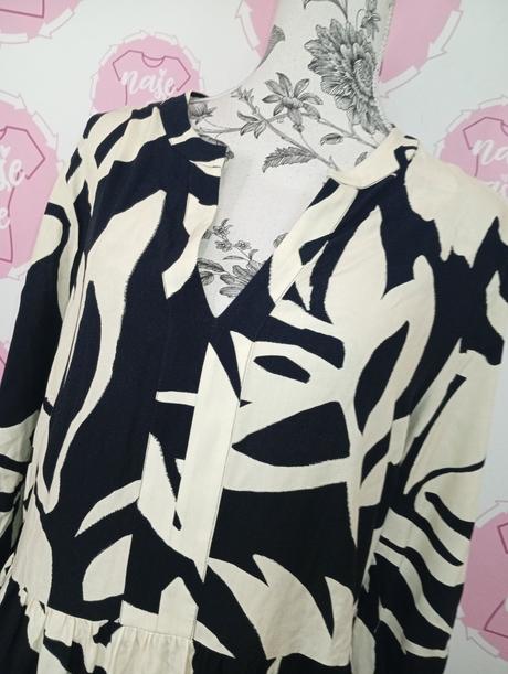 Čierno biele šaty voľný strih, 42