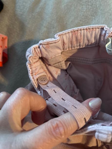 Menčestrove nohavice, zara,128