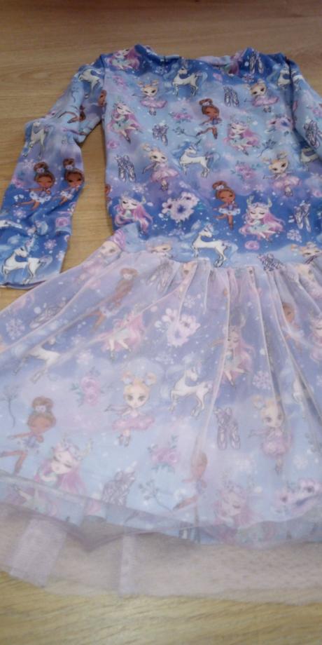 Šaty koník víla, 110