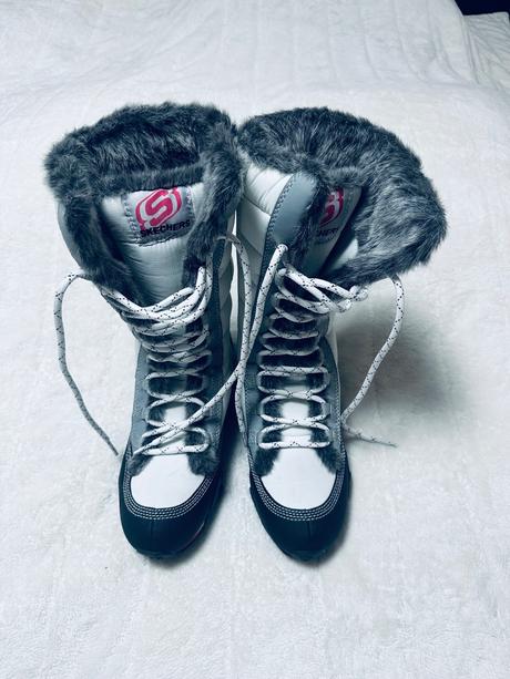 Biele snehule s kožušinkou zn. skechers originál, skechers,38 / 39