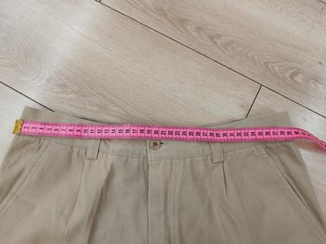 Kapsáčové nohavice, 158