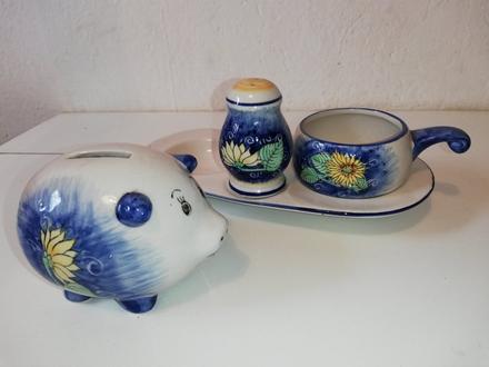 Keramické prasa, korenička...,