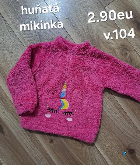 Huňatá mikinka, 104