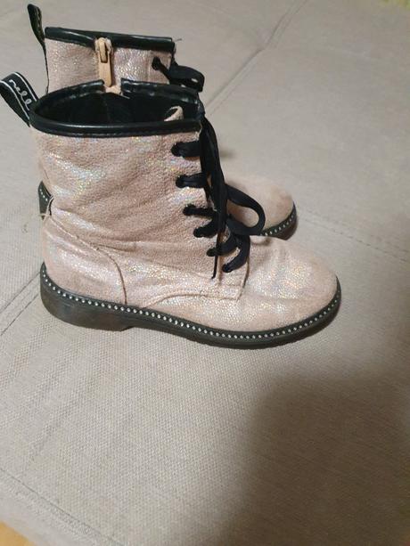 Predám vyššie tenšie topánky veľ. 34, 34