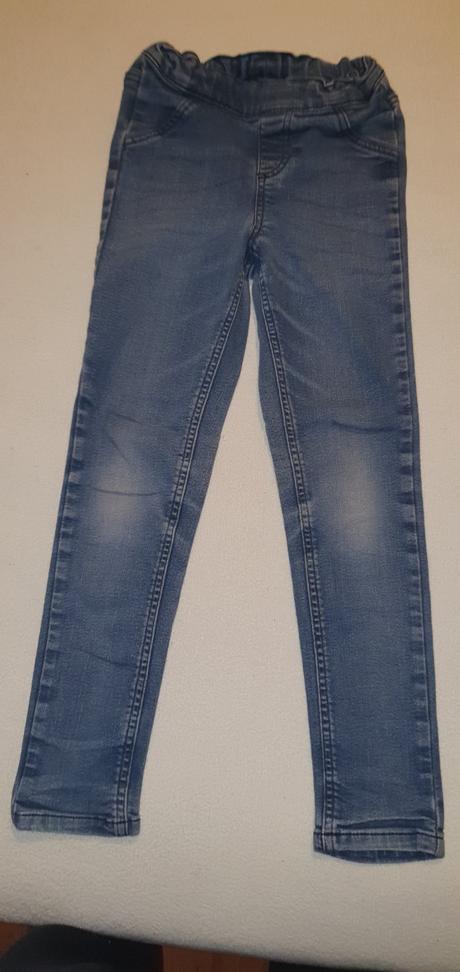 Legíny, pepperts,128