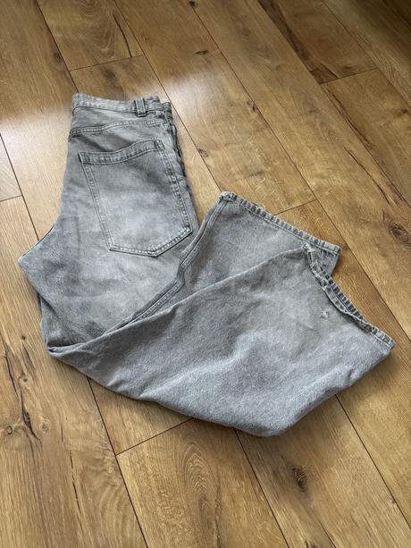 Krásne rifle, bershka,40