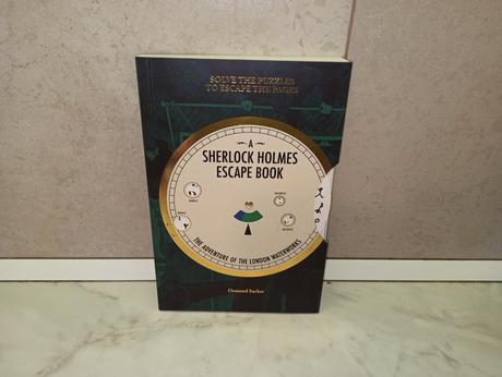 Sherlock holmes escape book -,
