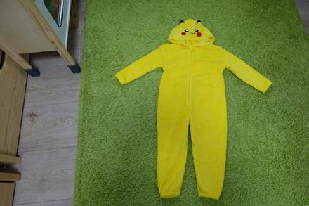Kostým pokémon pikachu, 