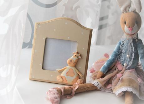Drevený detský fotorámik, 