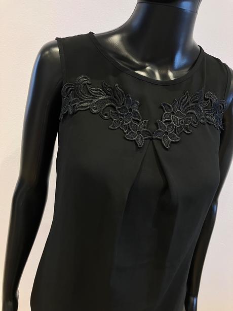 Čierna blúzka (34), xs