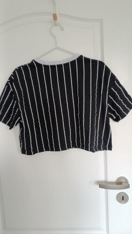 Crop top, new yorker,s