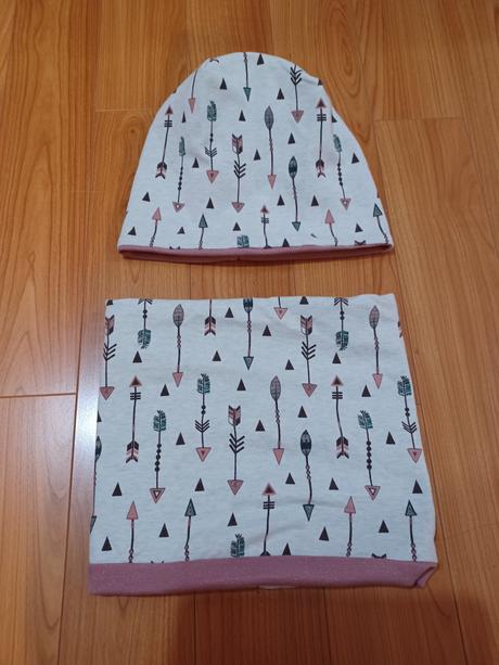 Obojstranny set, ciapka + nakrcnik, 