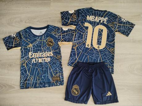 Real madrid mbappe, 146 / 152 / 158 / 164