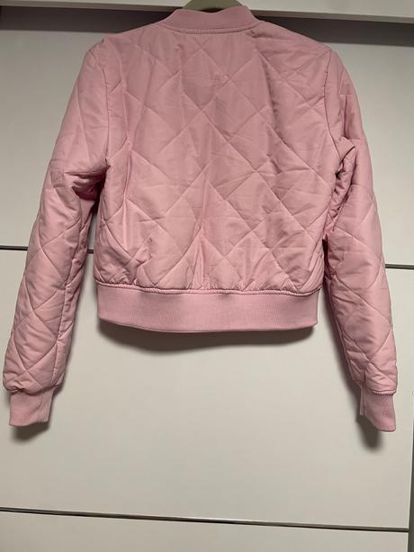 Predám ružovú bomberu, m