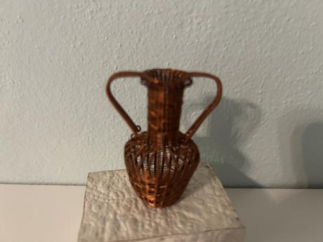Miniatúra z medeného drôtu,