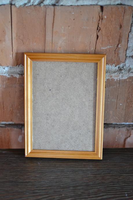 Drevený rámček na fotky,