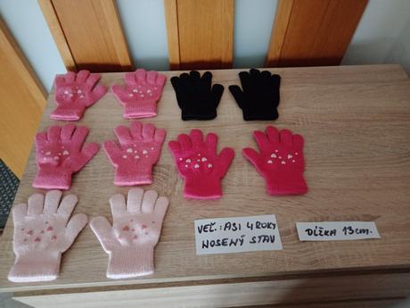 Dievčenské zimné rukavice veľ.asi 4roky, 104