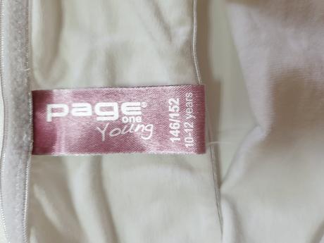 2 dievčenské podprsenky v. 140, pepperts,134