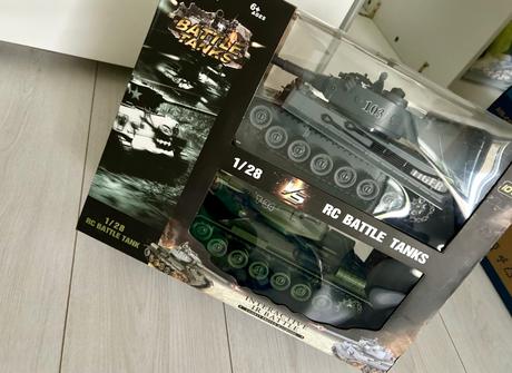 Rc battle tanks, 