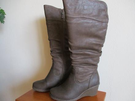 Hnedošedé čižmy s kožušinou, 37