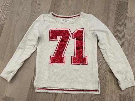 Mikina s číslom, c&a,134