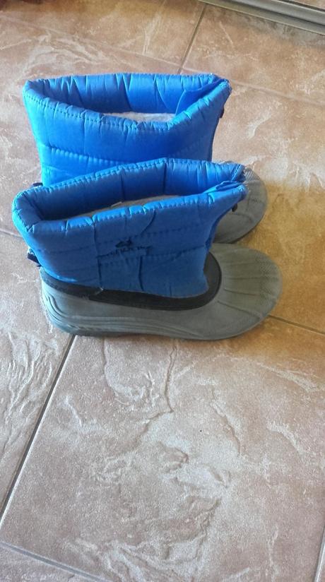 Cizmicky na zimu, authority,36