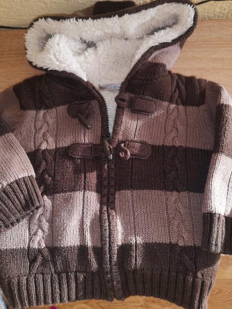 Hunaty svetrík podsity kožušinkou, marks & spencer,80