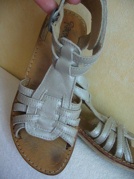 Sandale, 31