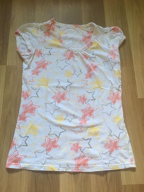 Tričko s hviezdičkami, 152