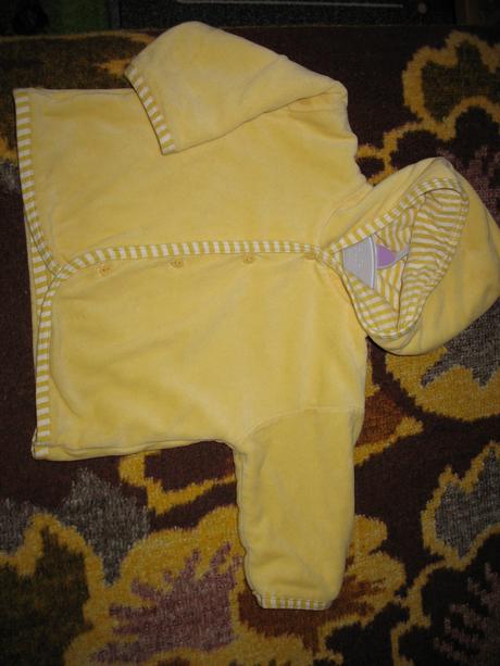 Mikina s kapucňou, 80