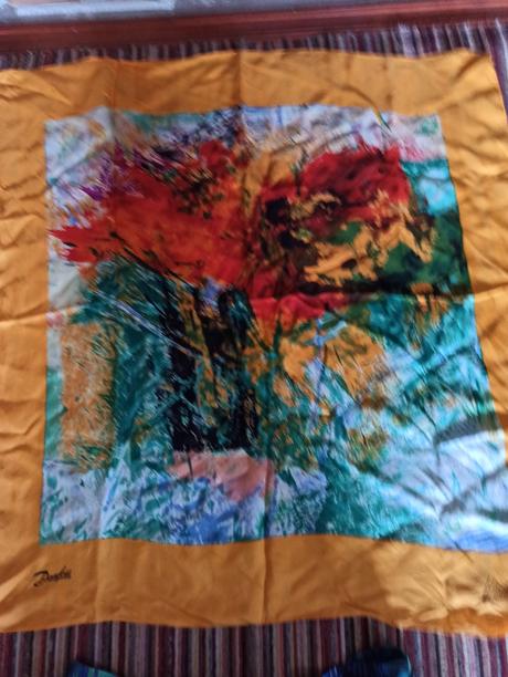 Šatka, 78x78, nosena, xl