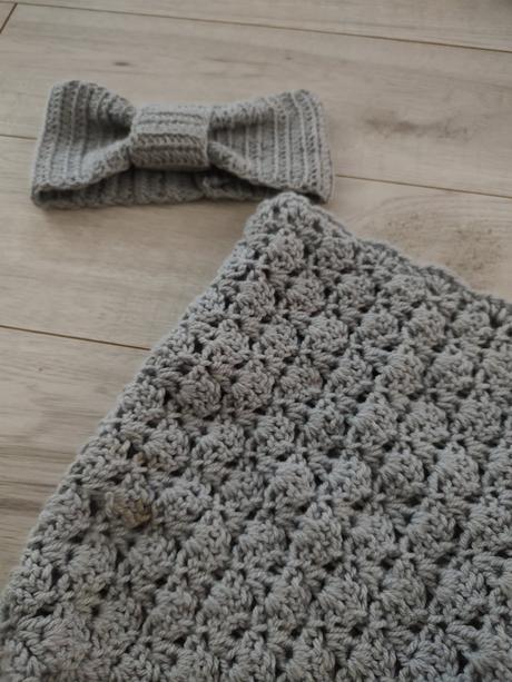 Čelenka a nákrčník, 110