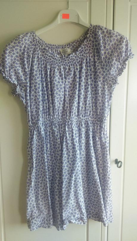 Jednoduché šaty na leto, 134