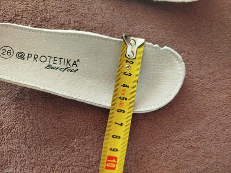 Modré s kvietkami barefoot super stav, protetika,26