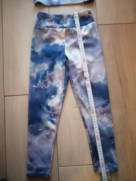Súprava na cvičenie legíny a crop top, 116