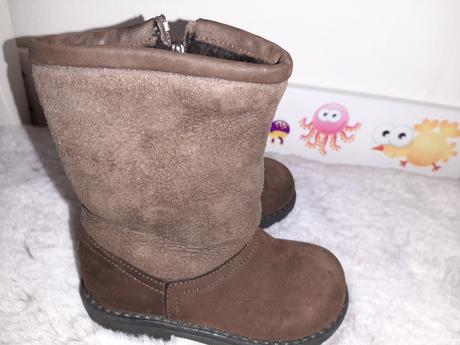 Kožené čižmičky, 21