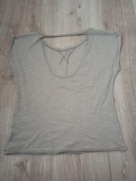 Tričko s výstrihom na chrbte, takko,xs
